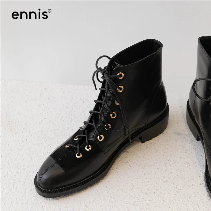 ENNIS/; дизайнерские кожаные Ботинки martin; женские ботильоны на шнуровке; обувь на низком квадратном каблуке; женские черные ботинки; сезон осень; Новинка; A9169