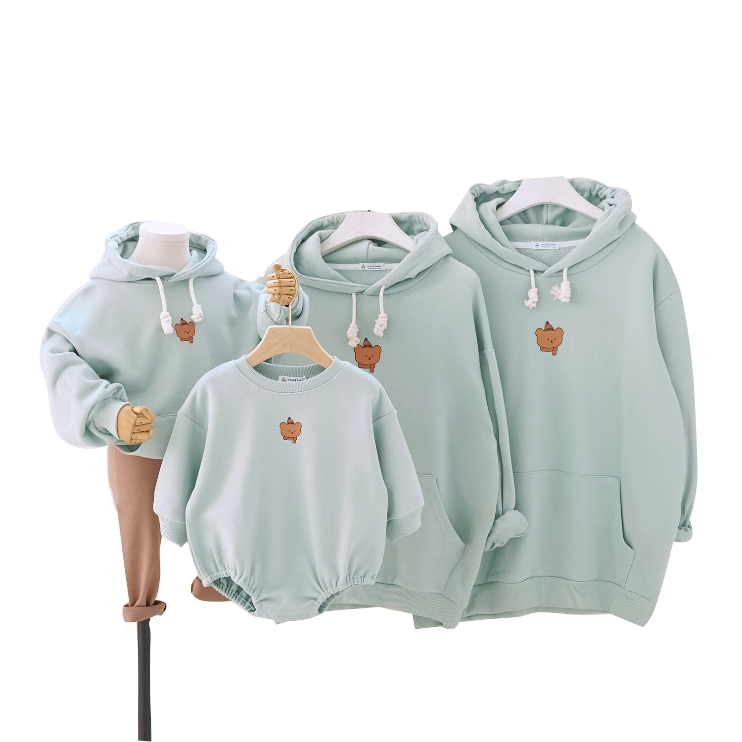 Ropa a juego para la familia, sudaderas de algodón con capucha para padre, madre, hija, hijo, mamá y yo, camisetas, atuendo aspecto pareja|Trajes iguales de familia| - AliExpress