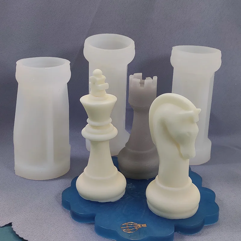 Grande 3D International Chess Piece Silicone Candle