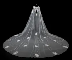 New Arrival 3 Meters White Ivory Wedding Veils Long Lace Edge Bridal Veil 2020 Wedding Accessories Bride  Wedding Veil