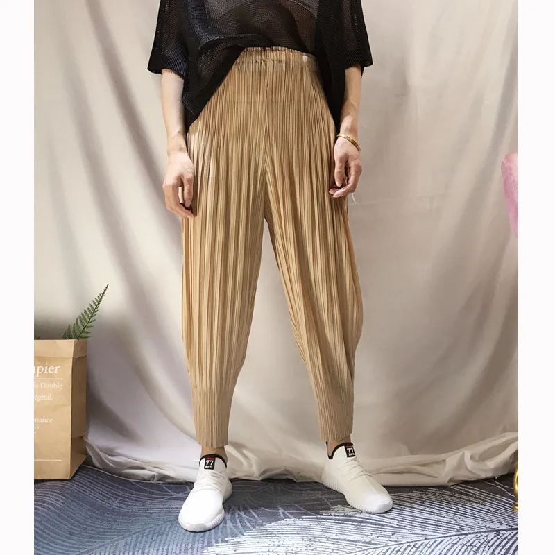 Miyake плиссированные шаровары летние новые свободные Большие размеры женские модные дикие шаровары девять штанов