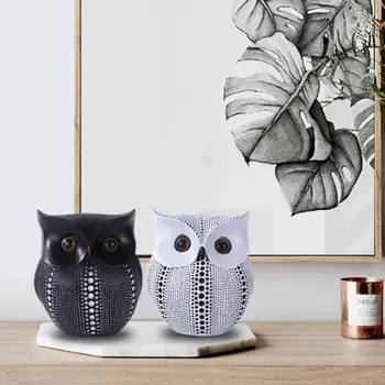 

Nordic Style Resin Crafts Owl Ornaments Cute Figurines Living Room Gifts Bedroom Owl Decorative Accessories