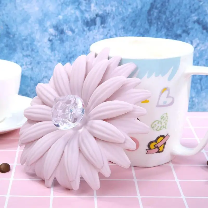 Cute Flower Silicone Cup Lids Leakproof Heat Resistant Reusable Sealed Cover Cap Not Easy to Change Shape and Very Firm