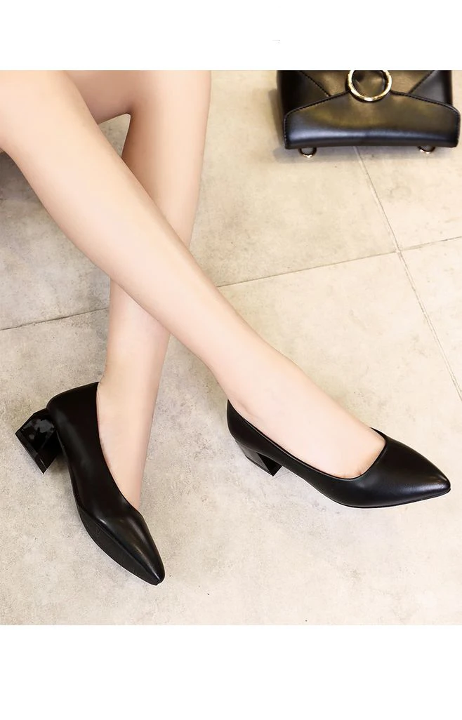 Женская рабочая обувь на квадратном каблуке средней высоты с острым носком; повседневная женская обувь на высоком каблуке; большие размеры