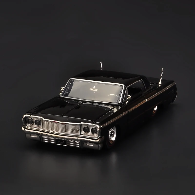 1:24 Форсаж модели автомобилей сплав литья под давлением высокий симулятор Dodge зарядное устройство металлическая игрушка Дети подарки на день рождения Коллекция литья под давлением - Цвет: Chevy 1964
