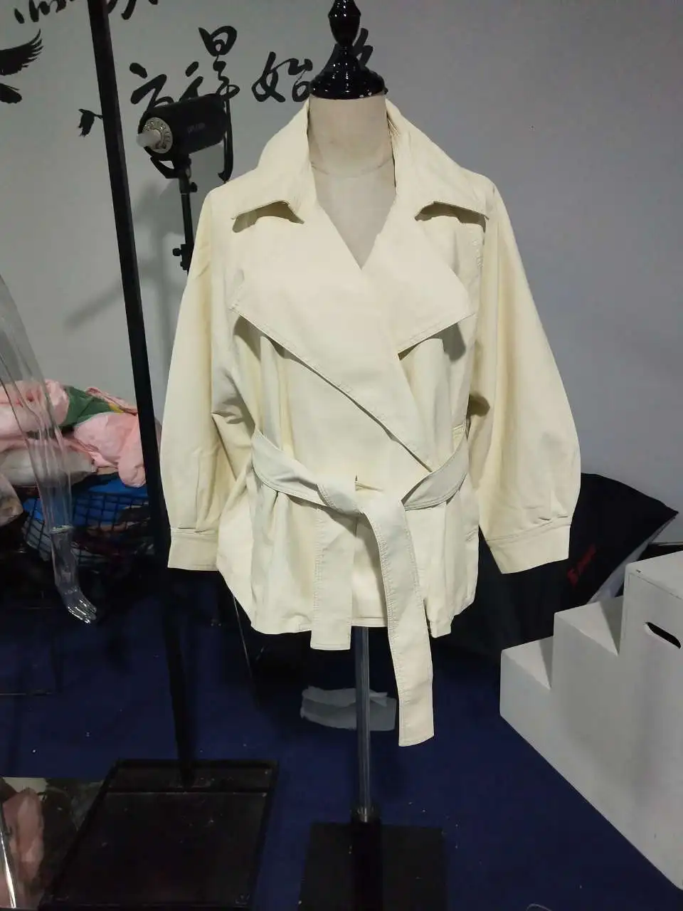 Женское свободное повседневное пальто с длинными рукавами; Vestido; Новая модная куртка из искусственной кожи с отворотами;