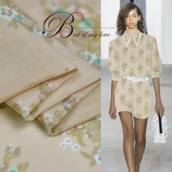 

100cm*140cm Green Branches Leaves Printing 9.5 Momme Cotton Silk Fabric Beautiful
