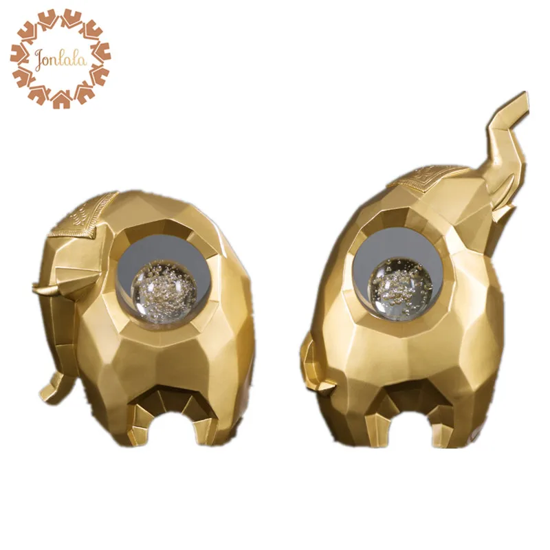 

Geometric Elephant Models with Crystal Ball Animal Ornaments Resin Ornaments Home Desktop Decoration Animal Lucky Best Gift