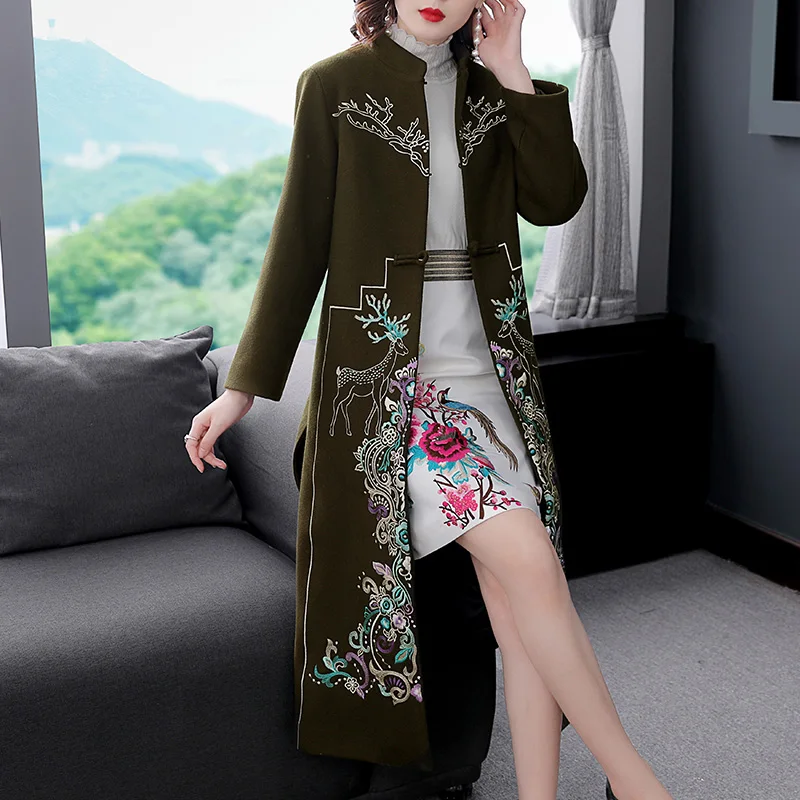 Осенне-зимнее пальто Инди вышивка в народном стиле Hanfu Element Button Ретро Элегантные средние и женские с длинной деталью пальто S-2XL - Цвет: Армейский зеленый