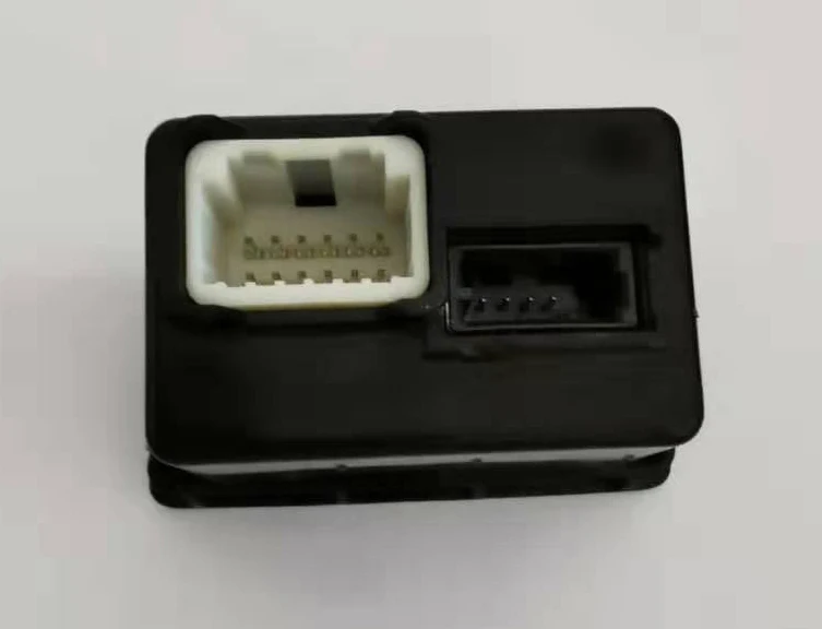 Подлинный AUX USB разъем в сборе 961102Z300 961202Z500 1EA для Tucson ix35 2011 - Цвет: 961202Z500