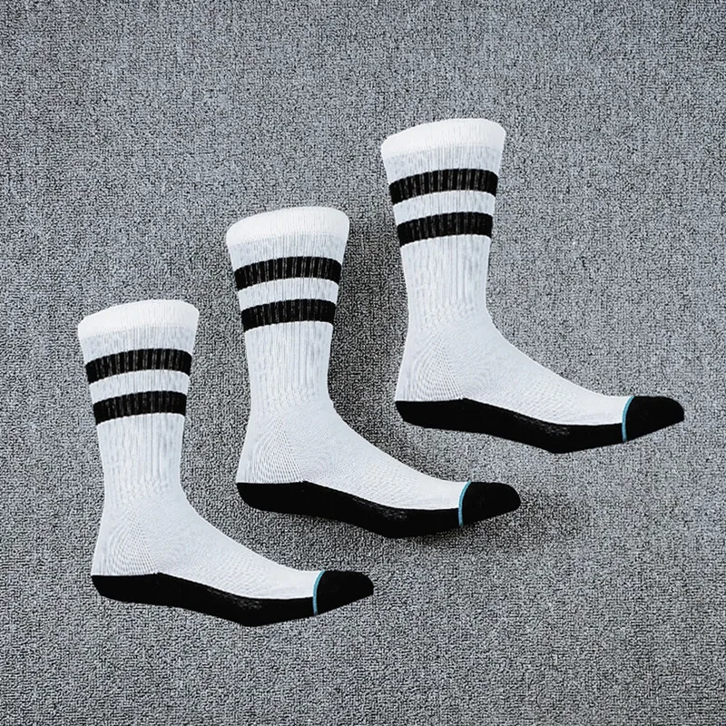 

3 Pack Men's Classic Two Strips Skate Socks USA Size 7-9,Euro Size 40-42 (Thick and Cushioned)