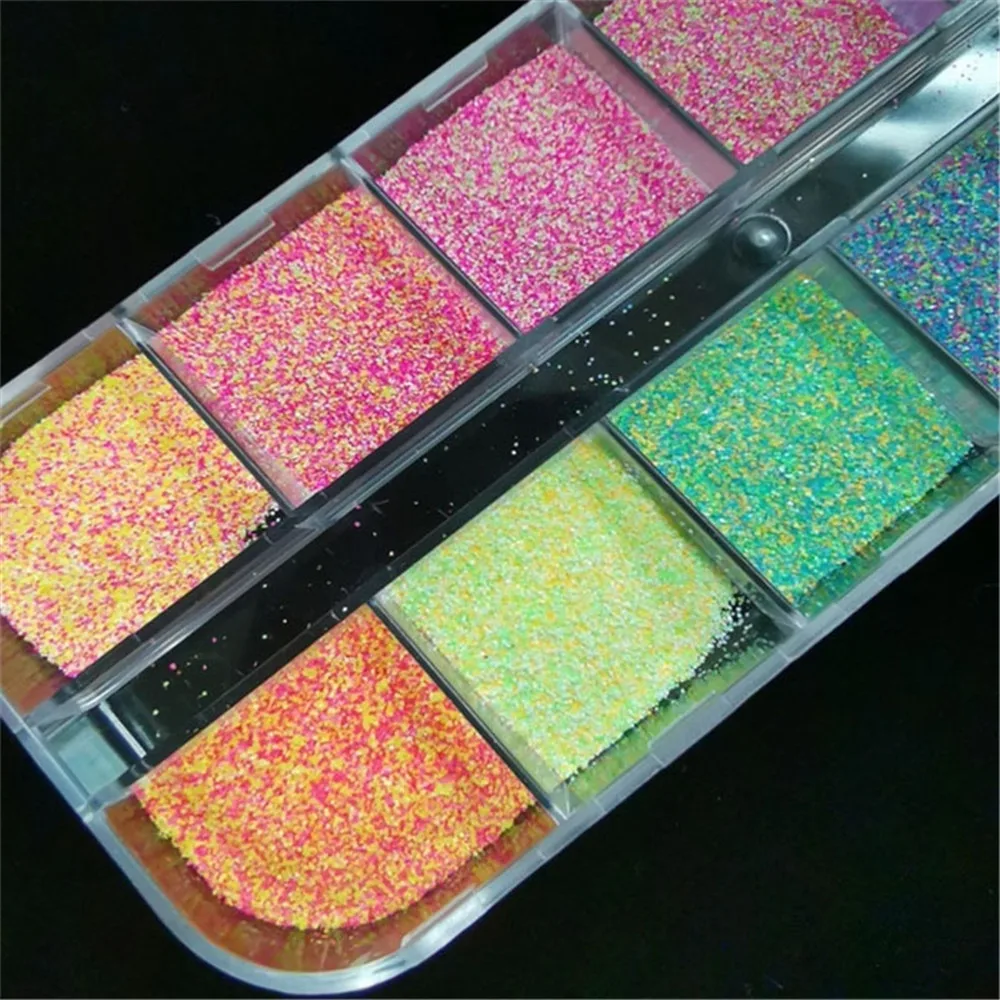 12-Grids-Box-Holographic-Rainbow-Nails-Glitter-Dust-DIY-Summer-Charm-Pigment-Chrome-Nail-Powder-Flakes(5)