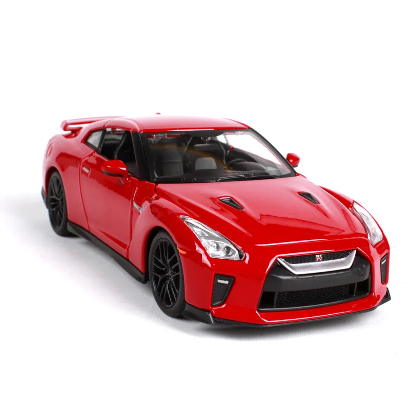 Bburago 1:24 Nissan GTR, спортивный автомобиль, литье под давлением, модель автомобиля из сплава, модель автомобиля, моделирование, украшение автомобиля, коллекция, Подарочная игрушка