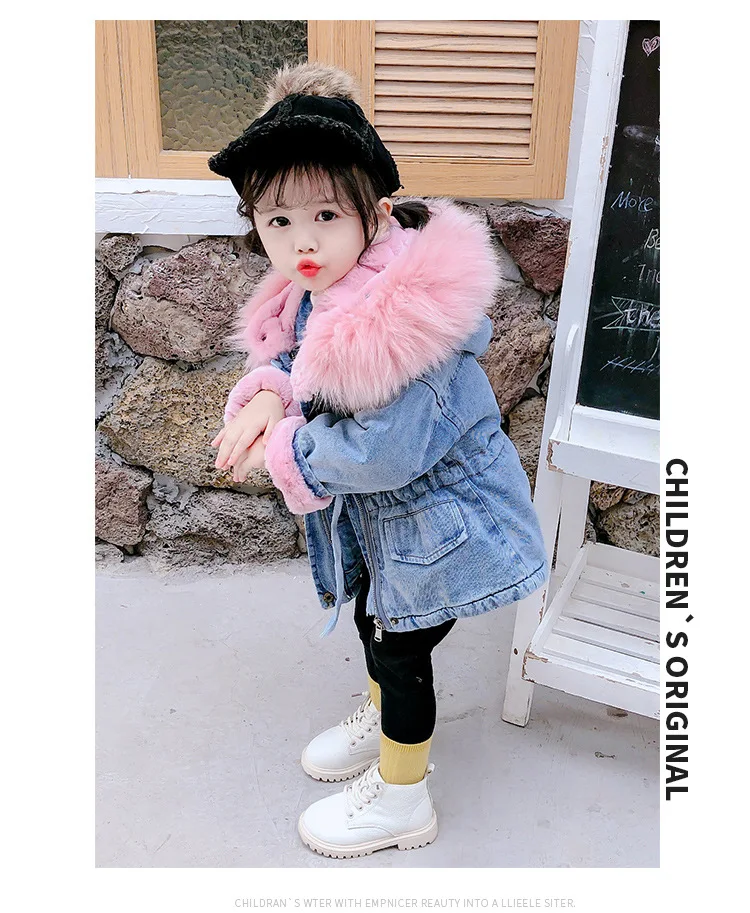 Новая зимняя куртка в Корейском стиле из искусственного меха с длинными рукавами, очень теплая джинсовая куртка с капюшоном верхняя одежда с воротником из настоящего меха для девочек
