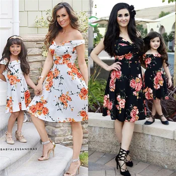 

Family Matching Outfits Women Mother And Daughter Matching Dresses Summer Beach Sundress V-neck Girl Floral Long Dress Clothes