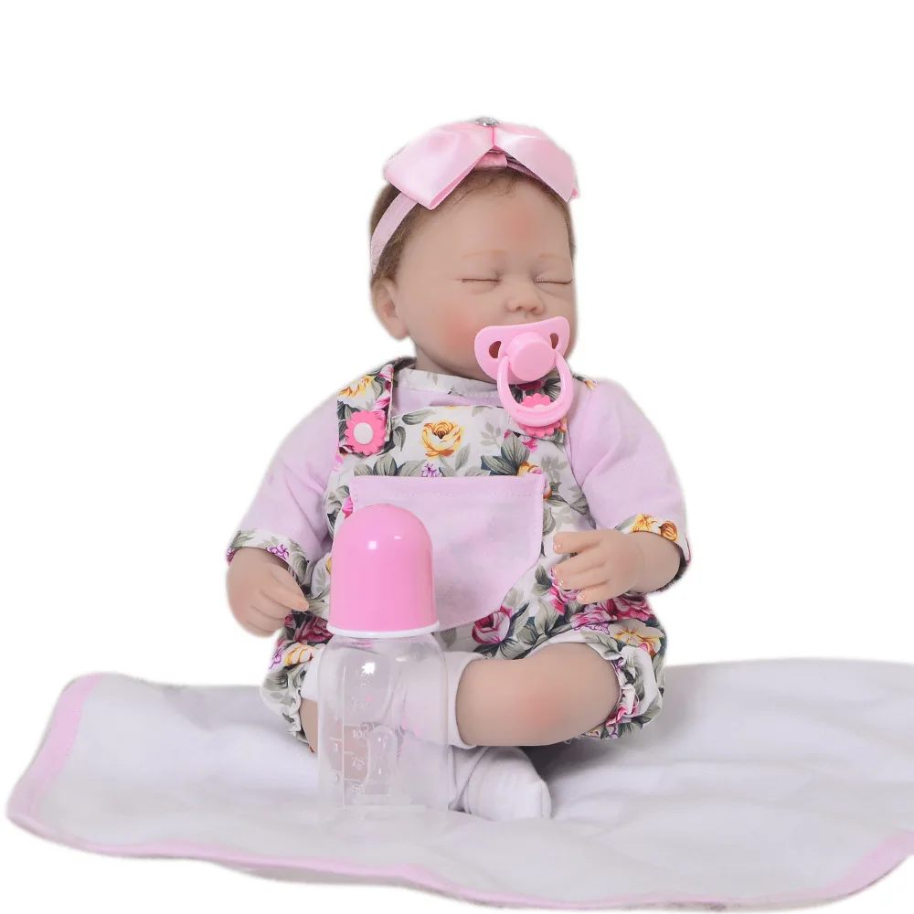 

43 Cm High Suitable for Children Over 2 Years Old Soft Silicone Simulation Newborn Baby Doll, Closed Eyes Cute Pink Skirt Doll