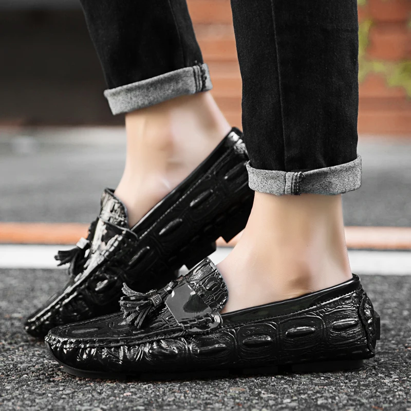 

Large size 45 Comfortable Men Casual loafers Shoes Fashion Brand slip on Leather Shoes Male Comfortable Light Man Flats Shoes 5