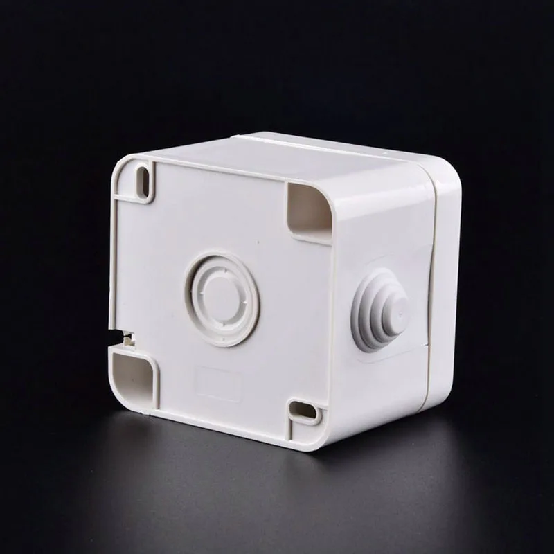 IP44          16A 250V  ǥ ߿  
