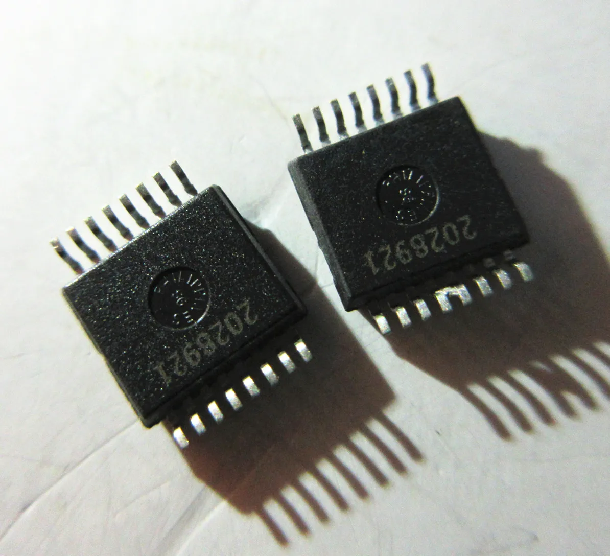 10 шт в упаковке, новая AD5933YRSZ AD5933 SSOP16
