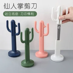 Ciseaux créatifs cactus vert, petits ciseaux de papeterie de sécurité pour enfant debout, en plastique, mignon et artistique, kawaii 