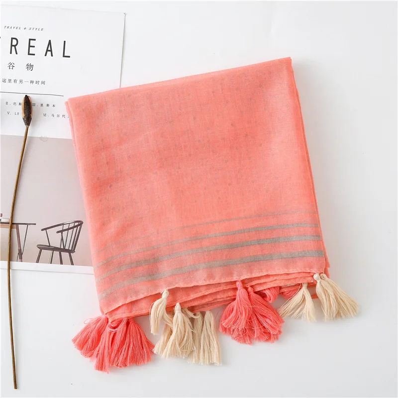 9433494761_906224695