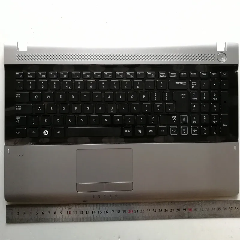 Британская раскладка новая клавиатура для ноутбука с подставка под тачпад Для SAMSUNG RV509 RV511 RV515 RV520 серебристого цвета