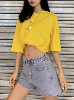 

AAW084 Slim and Versatile High Waisted Embroidery Letter Logo Burr Denim Wide Leg Short Women A2