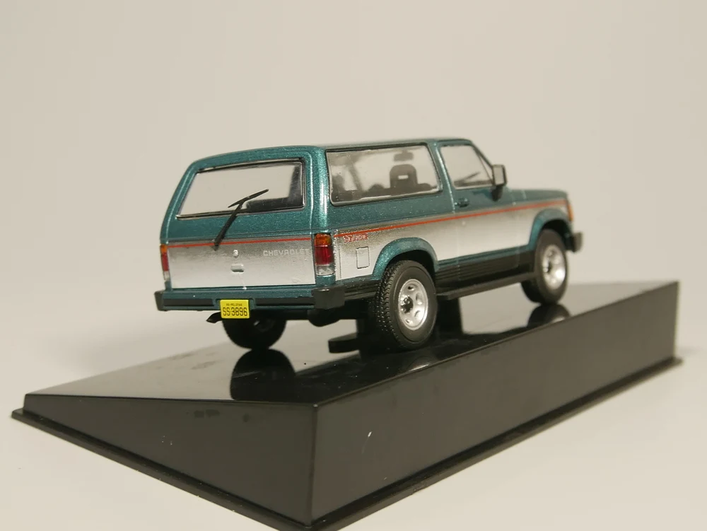 IX O 1:43 Chevrolet Bonanza 1990 бутик сплава автомобиля игрушки для детей Детские игрушки модель оригинальной упаковки