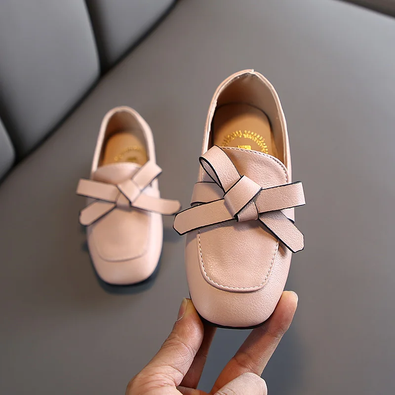 Kids Shoes Girls Loafers Pure Color Soft Leather Shoes Set of Feet Princess Shoe Spring New Design Casual   SYJ016