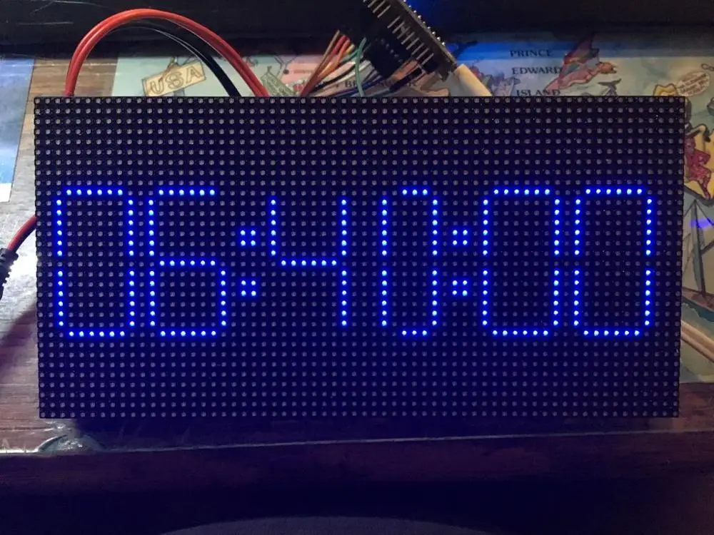 Крытый полноцветный P2.5 светодиодный модуль дисплея 160x80 мм 64*32 пикселей SMD 3 в 1 RGB