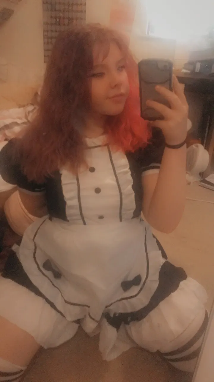 2022 Black Cute Lolita Maid French Maid Dress Girls Woman Amine Cosplay Costume Waitress Maid Party Stage Costumes S-5XL sizes