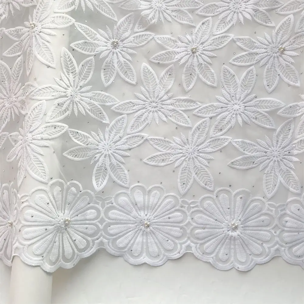 LF893 White (7)