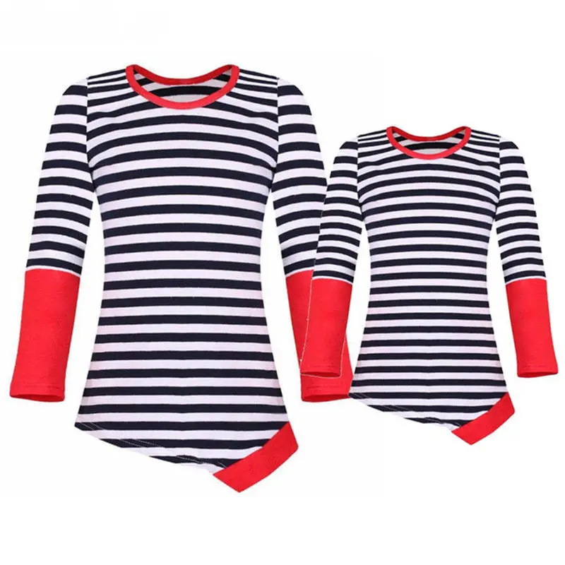 C0535 Stripe Autumn Mommy and me clothes Long Sleeve Winter T-Shirt Matching Tops Christmas Clothes Mother and Daughter Clothes C0535 - Цвет: C0535 Stripe