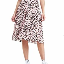 Tommy джинсы Donna; кожаные туфли-лодочки с леопардовым принтом; Юбка-миди собираюсь рок-н