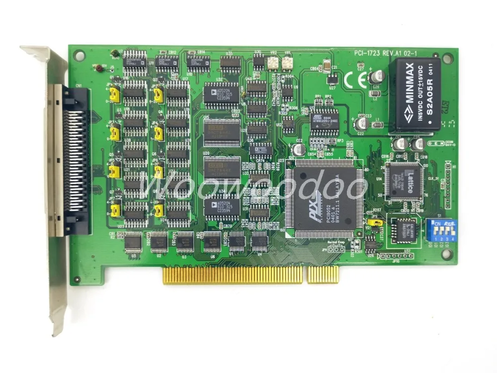 PCI-1723 REV. A1 16-бит 8-CH аналоговые Выход карты DAQ