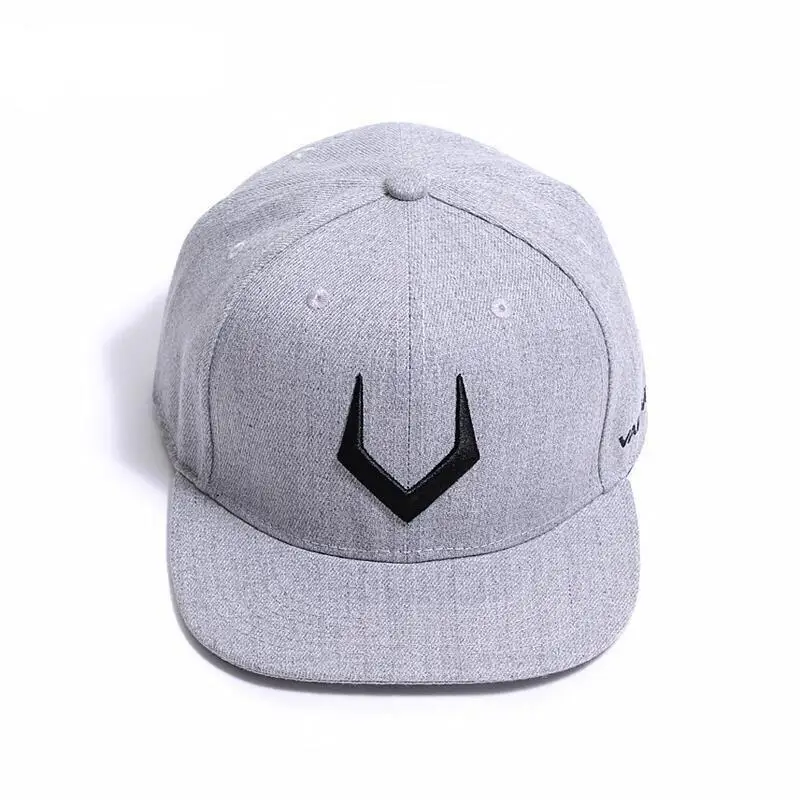 

Fine Russian Embroidered Antlers V Letter Hip Hop Cap Men and Women Black Grey Snapback Cap Couples Travel Baseball Cap