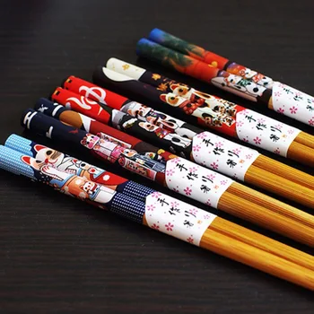 

Reusable Lucky Cat Pattern Japanese Style Bamboo Chopsticks Set 5 Pairs Chineses Food Desserts Chopstickers