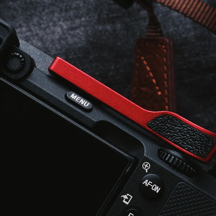 

Держатель для большого пальца с наклейкой из натуральной кожи для Sony A7C A7CII A7CR