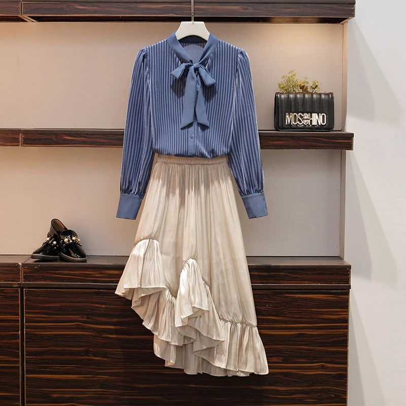 

Elegant Ladies Plus Size Two Piece Outfits Spring Autumn Bow Neck Long Sleeve Striped Velvet Shirt and Long Ruffle Skirt Set