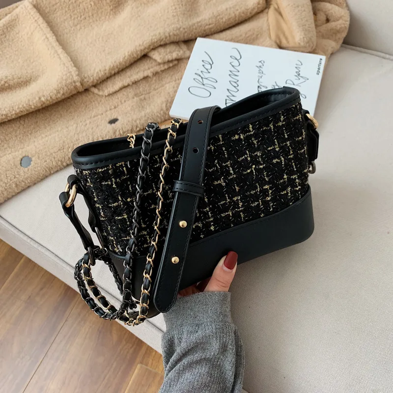 

2019 Autumn And Winter New Style WOMEN'S Bag Fashion Korean Style Shoulder Bag Woolen Embroidery Thread Variegated Variety Back