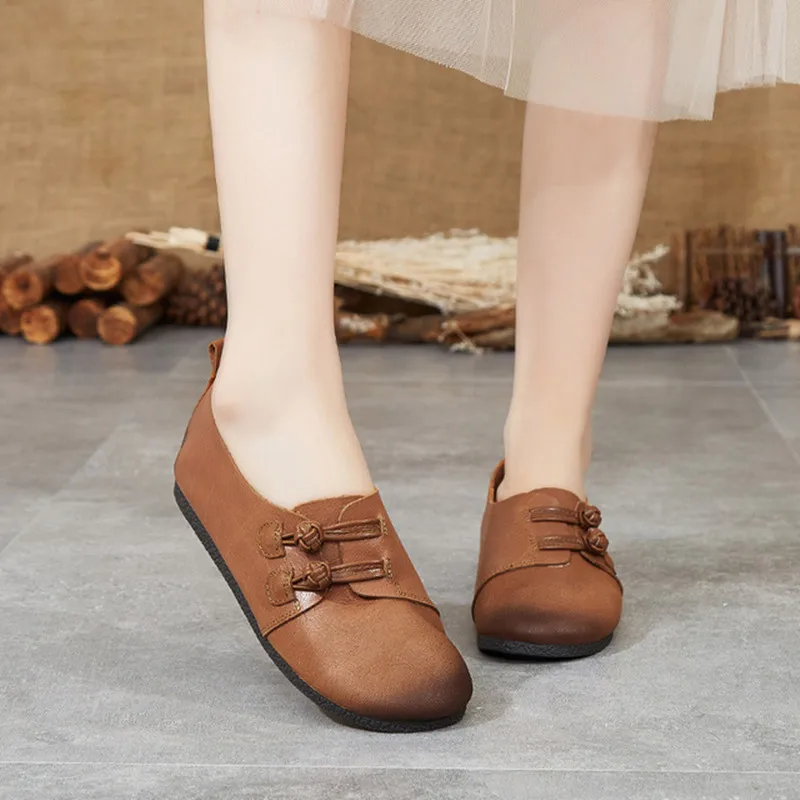 

Women's shoes autumn winter new leather retro casual flat women's shoes soft bottom comfortable non-slip fashion grandma shoes