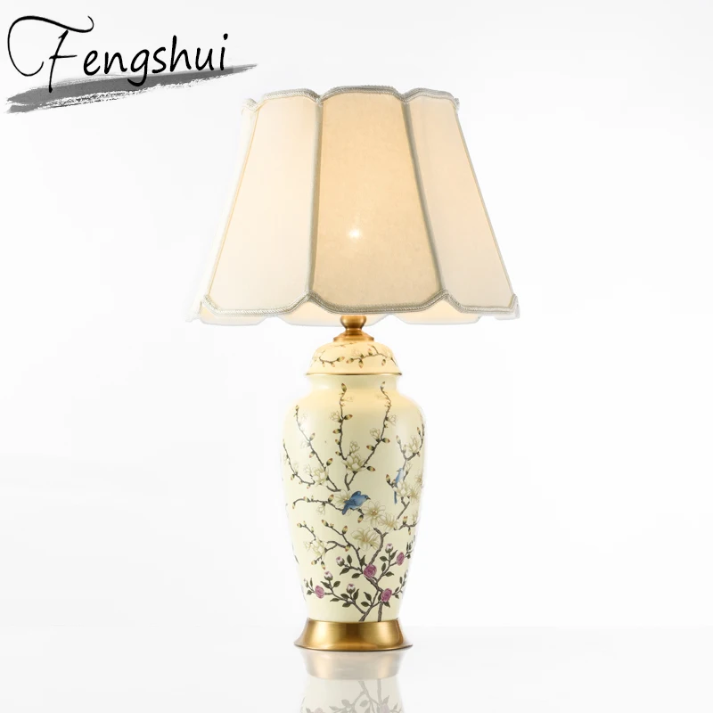 

Chinese Style Ceramic LED Table Lamp Art Deco Table Light Fixture Bedside Bedroom Living Room Hotel Villa Fabric Desk Lamp