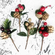 25 шт., искусственные цветы, Красная рождественская ягода и сосновый конус, выбор с ветками Холли для праздника, Цветочный декор, цветочные изделия
