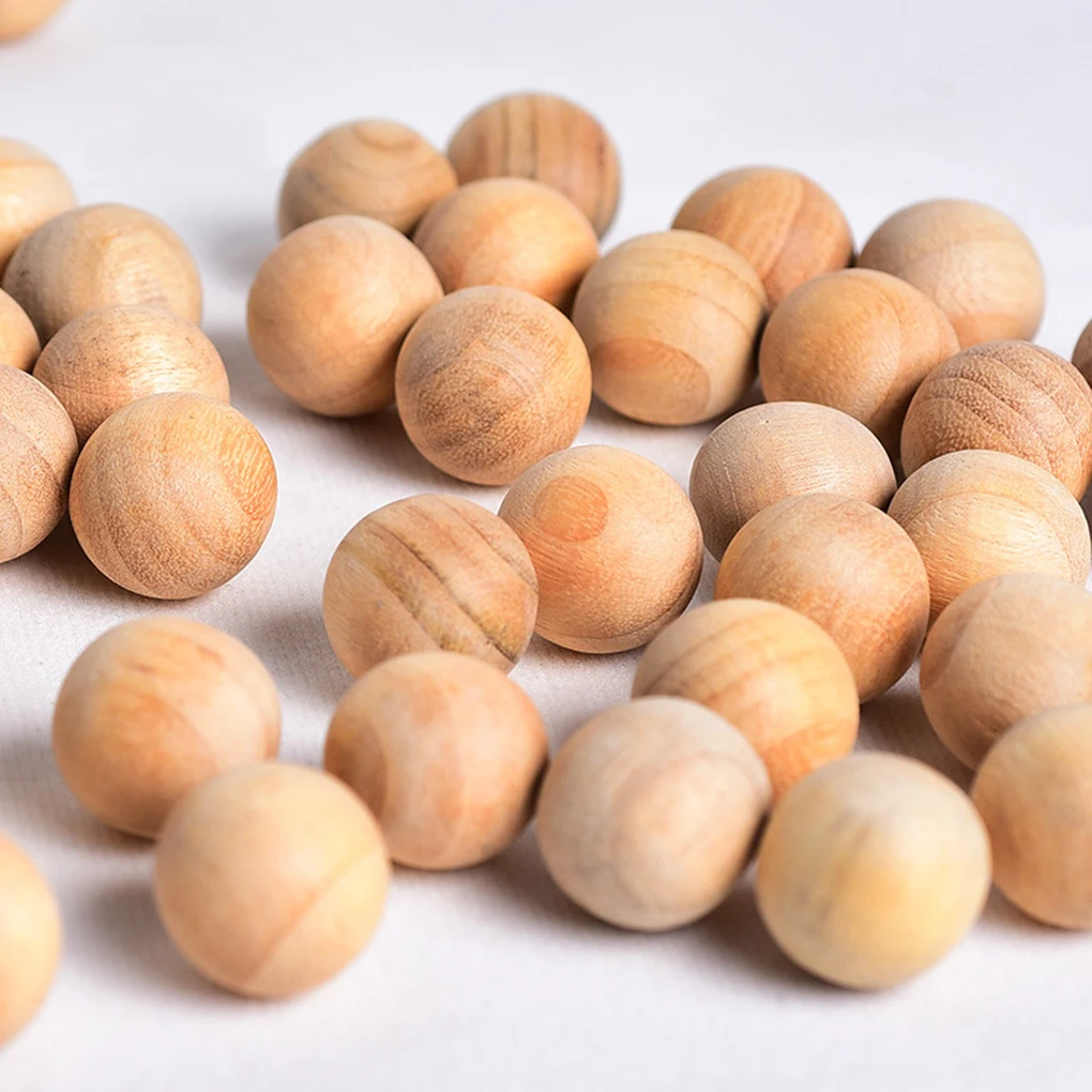 High Quality 50PCS/Set Smell Cedar Moth Insect Repellent Round Balls  Durable Wood Book Clothes Camphor