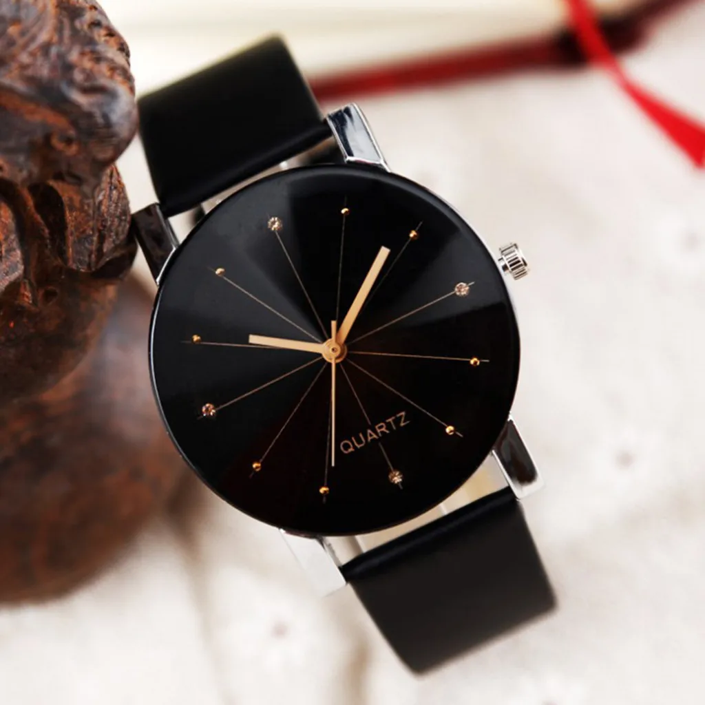 

Couple Watch Men Women's Watches Quartz Ladies Wrist Watches Line Analog Fashion Simple Black Dial Leather Strap Gold Pointer