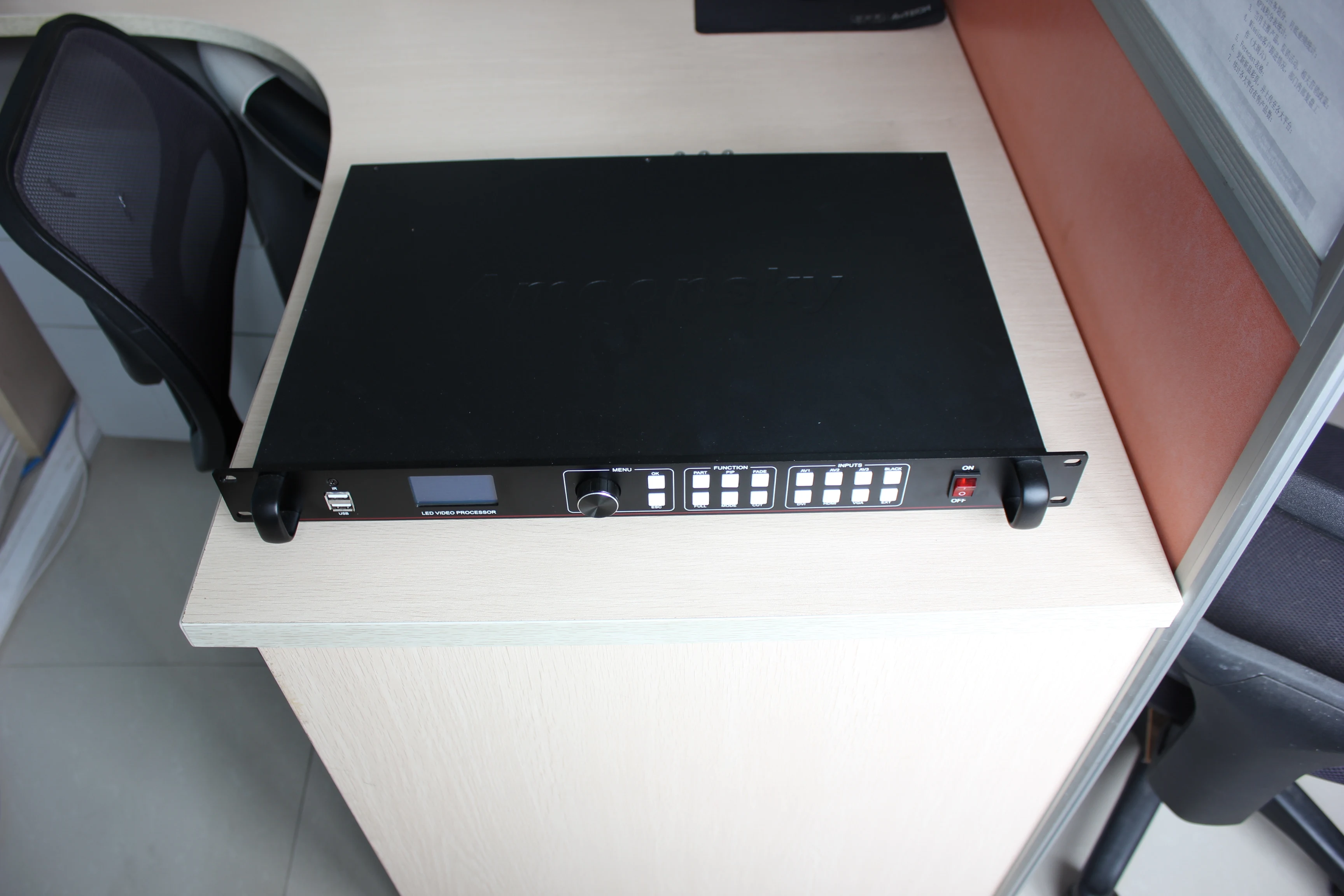 US $305.00 USB Video Processor LVP613U With Audio Similar With Vdwall Lvp505 Video Controller For Meeting Room Led Screen P3