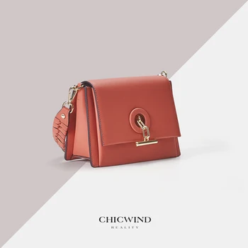 

Women's bag 2020 popular bag new temperament messenger bag woven shoulder belt