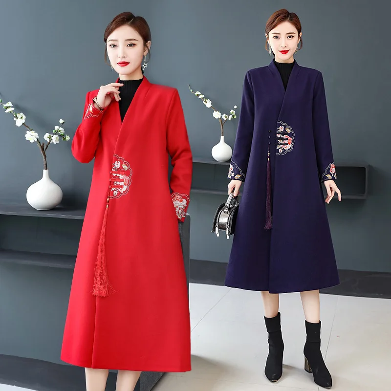 

2019 Winter New Style Chinese-style Woolen Jacket Women's Peony Embroidery Top Grade Long Ethnic-Style Wool Waipi