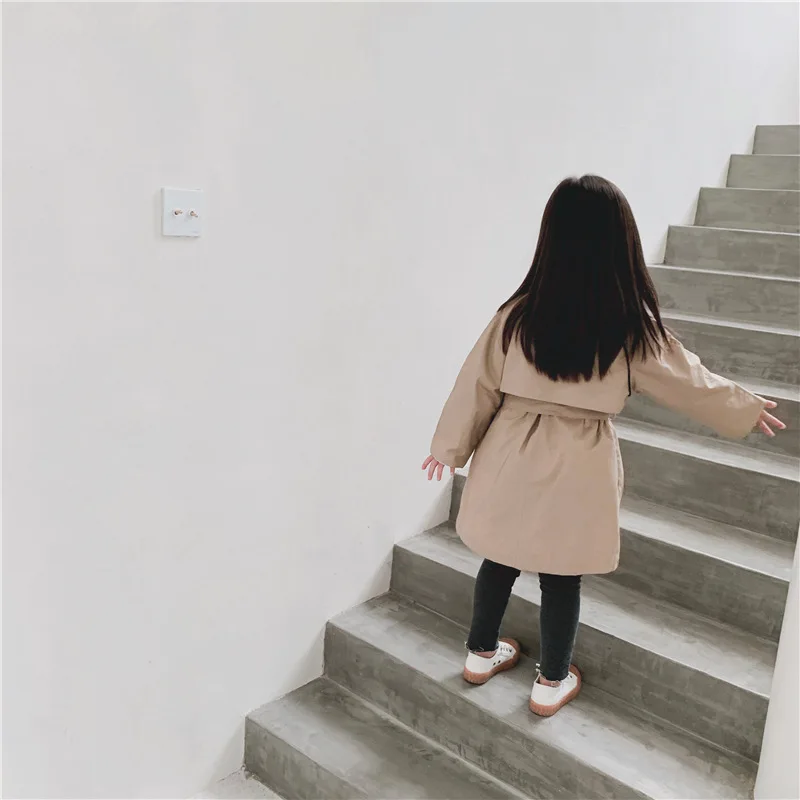 Куртки для девочек 2, 3, 4, 5, 6, 7 лет, модное двубортное пальто, Корейская куртка для малышей, ветровка, длинное пальто для девочек