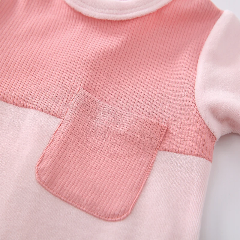 Baby-Strampler-Pyjama mit Rundhalsausschnitt und langen Ärmeln, Kinderkleidung mit Tasche, Patchwork-Design, Baby-Overall, gerippte Babykleidung, Strampler – Detail 5
